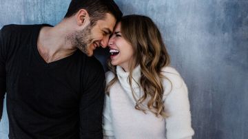 Las parejas unidas por el 'amor consumado' son feliz y perduran porque en ellas, según el investigador y psicólogo Robert Sternberg, se dan los tres componentes de la la teoría triangular del amor: intimidad, pasión y compromiso.