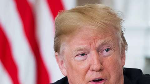 Trump es quien dio fin al programa DACA que protegía de la deportación a miles de jóvenes indocumentados.