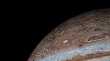 Una ilusión óptica hace que se vea algo que no es.