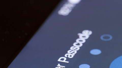 El sistema bloqueó el teléfono por seguridad.