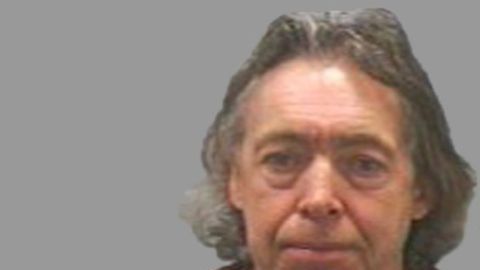 Eric McKenna tuvo una disputa con su vecino, lo que ayudó a la policía a descubrir su secreto.