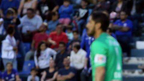 Cruz Azul cayó en casa por la mínima diferencia ante Querétaro