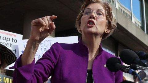 La senadora Elizabeth Warren.