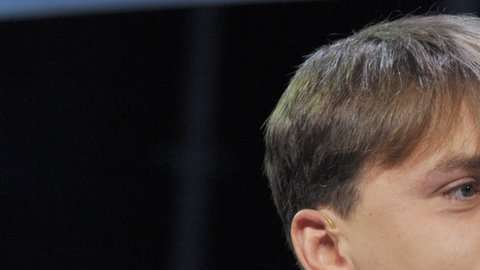 En pocos años acumuló una gran fortuna desarrollando plataformas para que la gente se conozca.