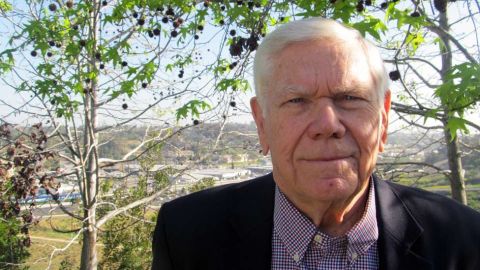 "Para mí era como abrir un diario en chino que, al mirarlo, no podía entender lo que eran esas líneas", dice John Corcoran.