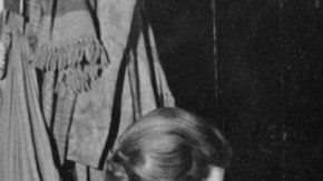 El presentador de la BBC dijo: "Buenas tardes. Hoy es Viernes Santo. No hay noticias". BBC