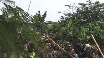 La acumulación de desechos en el país asiático es tan grave que el gobierno ha llamado al ejército para ayudar a limpiar los cursos de agua.