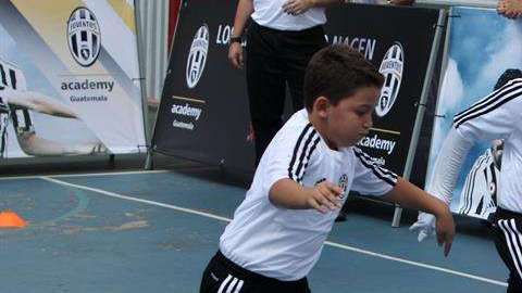 El exceso de actividades trae consecuencias en los niños.