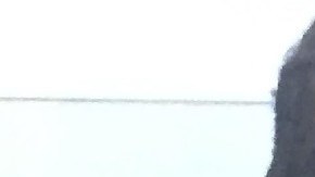 La policía divulgó una foto del sospechoso captada por una cámara de seguridad