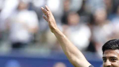 Carlos Vela consiguió un doblete en el derbi angelino entre LA Galaxy y LAFC