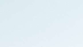 Triunfaron los pantalones cortos en tela vaquera, tejido indispensable en Coachella, y los tops de formas diversas y colores cálidos.