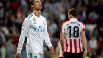 El delantero portugués del Real Madrid, Cristiano Ronaldo le dio el empate a su equipo ante el Athletic de Bilbao. (Foto: EFE / Juanjo Martín)