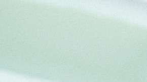 Sumergirse en agua tibia con sales de Epsom ayudar a relajar los músculos.