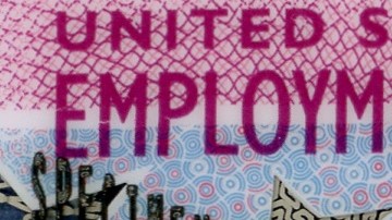 La Autorización de Empleo también será enviada por correo seguro.