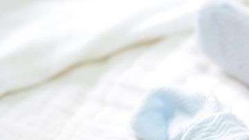 El bebé nació en diciembre de 2017, cuatro años después de que sus padres murieran.