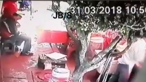 Atacan a líderes de tianguistas