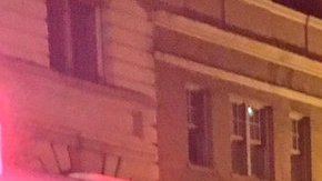 Eran tantos los pacientes por ser hospitalizados que se usaron autobuses como ambulancias