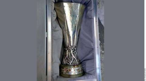 El trofeo de la Europa League fue robado y recuperado en Guanajuato