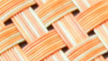 Los audífonos Flyer de Fitbit.