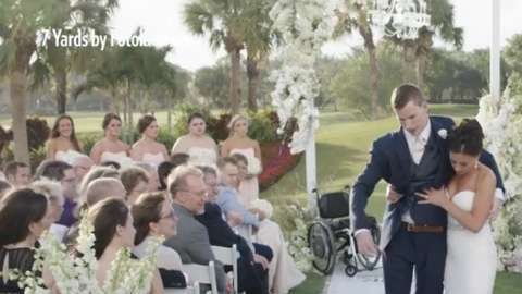 Chris Norton consigue caminar hasta el altar en su boda.