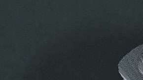 Jennifer López en la alfombra roja de los 59 Grammy Awards.