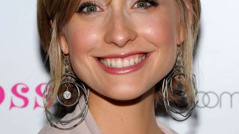 La actriz Allison Mack
se dio a conocer gracias a la serie "Smallville".