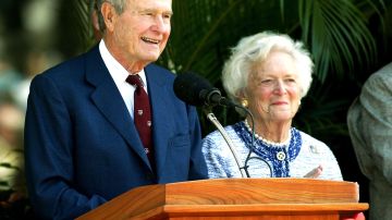 George H.W. Bush y Barbara Bush