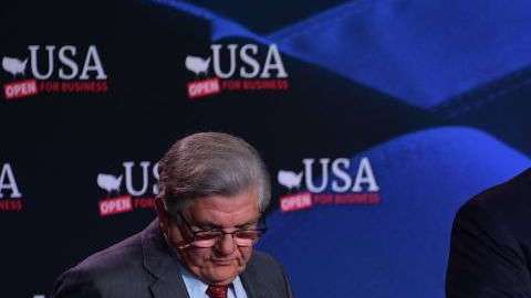 Trump en la mesa redonda en Hialeah.  MANDEL NGAN/AFP/Getty Images