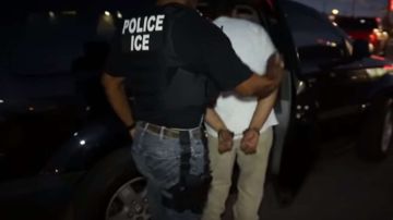 Nueva práctica de ICE tiene en estado de alerta a los defensores de los inmigrantes