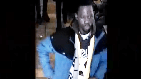 La policía busca a este hombre como sospechoso del incidente