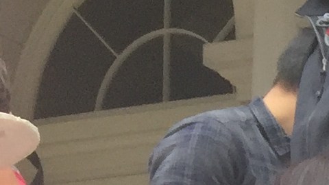 Maria Hernandez, manicurista, y Anely San Juan, que trabaja en un restaurante de Long Island, fueron dos de las personas que reclamaron el salario mínimo regular y no de propinas./A. B. N.