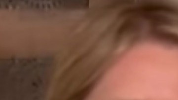 Cynthia Nixon y Carlos Menchaca anunciaron en un video el apoyo.