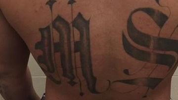 El salvadoreño será procesado por violaciones a la ley migratoria.