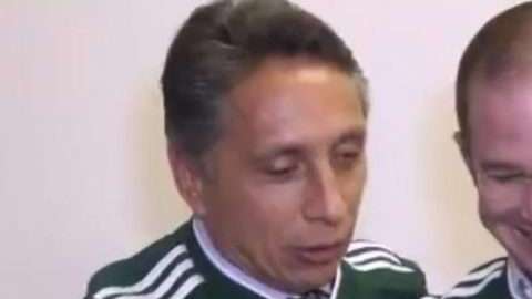 El exfutbolista Manuel Negrete y Ricardo Anaya, buscan sendos cargos públicos en México.