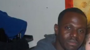 La pareja se conoció por Facebook.