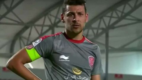 El jugador de Túnez Youssef Msakni se lesionó el fin de semana en un partido del club catarí Al Duhail.