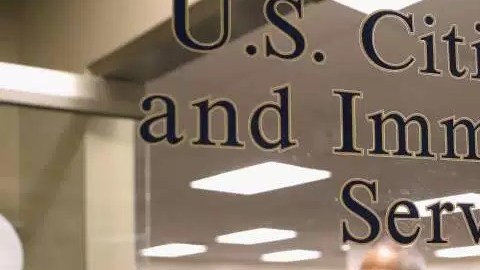 El formulario es el I-407.