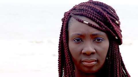 Salimata creció en París pero tenía familiares en Senegal, donde fue sometida a una mutilación.