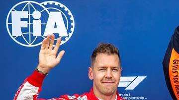 Ricciardo (centro) celebra su segunda pole.