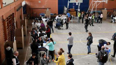 Votantes en Bogotá. EFE