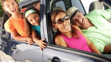 A partir del Memorial Day, ante la mejora del clima y la proximidad del verano, las familias programan más paseos y vacaciones en las que llegan a sus destinos usando su auto.