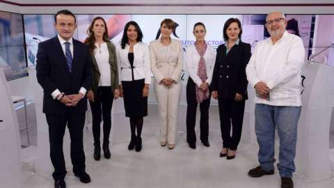 Tras la gubernatura de la Ciuda de México.