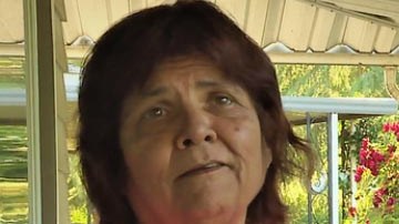 Marie, de 61 años, batalla contra la enfermedad desde hace 3 años.