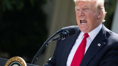 Trump pretende aumentar tarifas a los autos extranjeros.