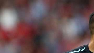 Chicharito quiere más minutos con el West Ham United.