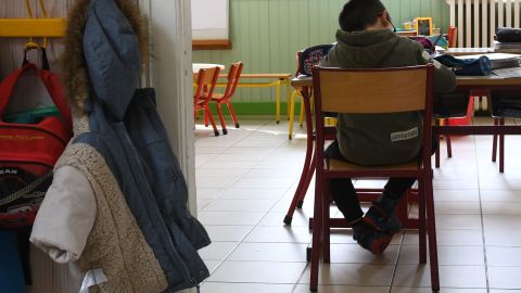 Las escuelas en California deberán seguir nuevos protocolos para proteger a sus alumnos.