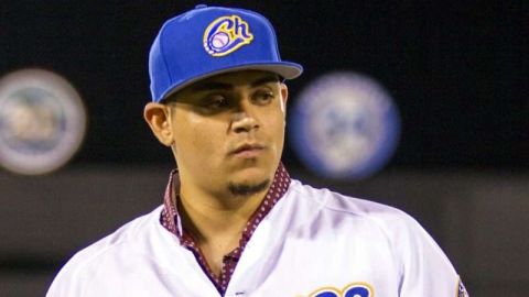 Roberto Osuna sigue en problemas.