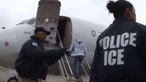 El inmigrante africano fue denengado en su petición de asilo político