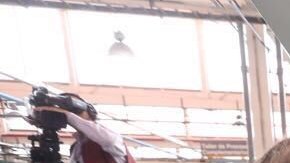 El presidente del INE, Lorenzo Córdova, durante la impresión de las boletas electorales.