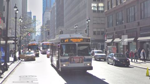 El sobre fue recibido en 275 Madison Avenue